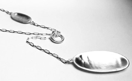 (Hollow Forms Collection) Dangling Oval Necklace