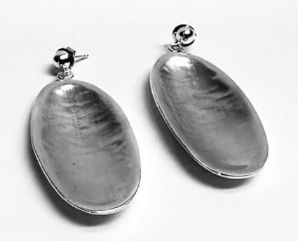 (Hollow Forms Collection) Oval Earrings
