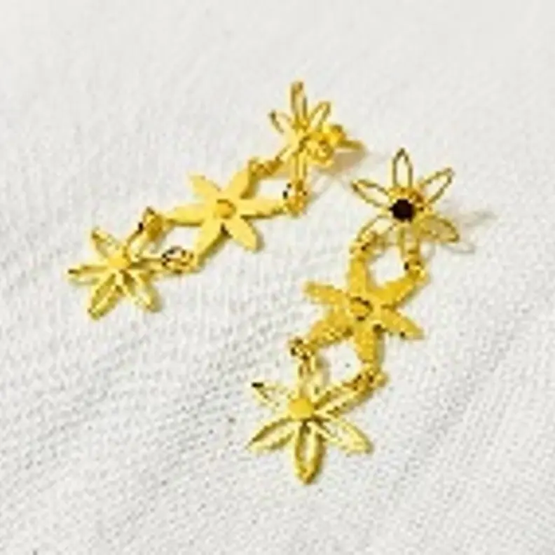 3 Vertical Flowers Seed earrings