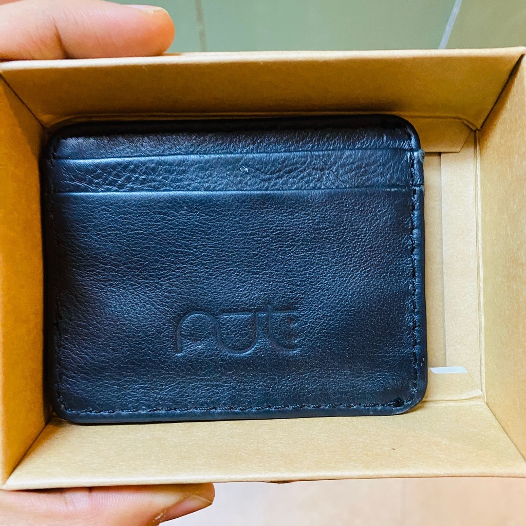 Nut Card Holder