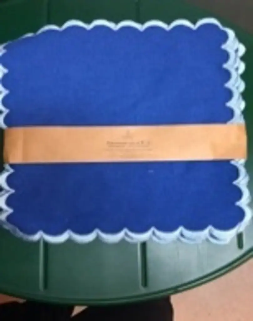 Blue scallop placemats set of 6