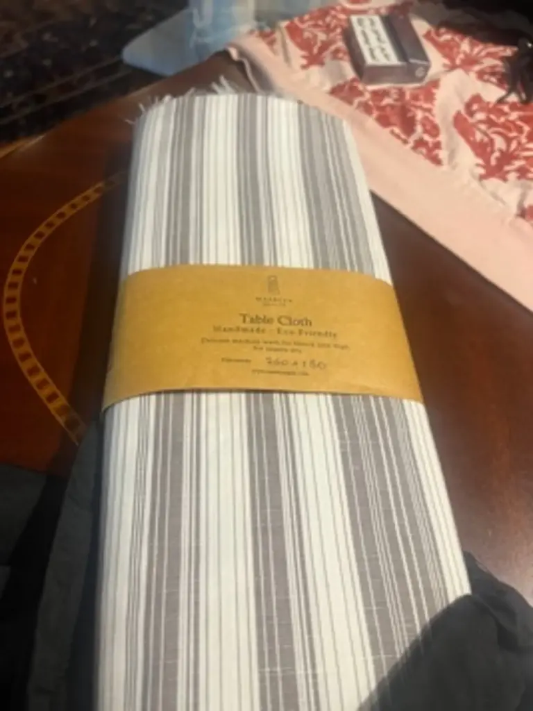 Table cloth cottage striped/(Hand TASSELS)