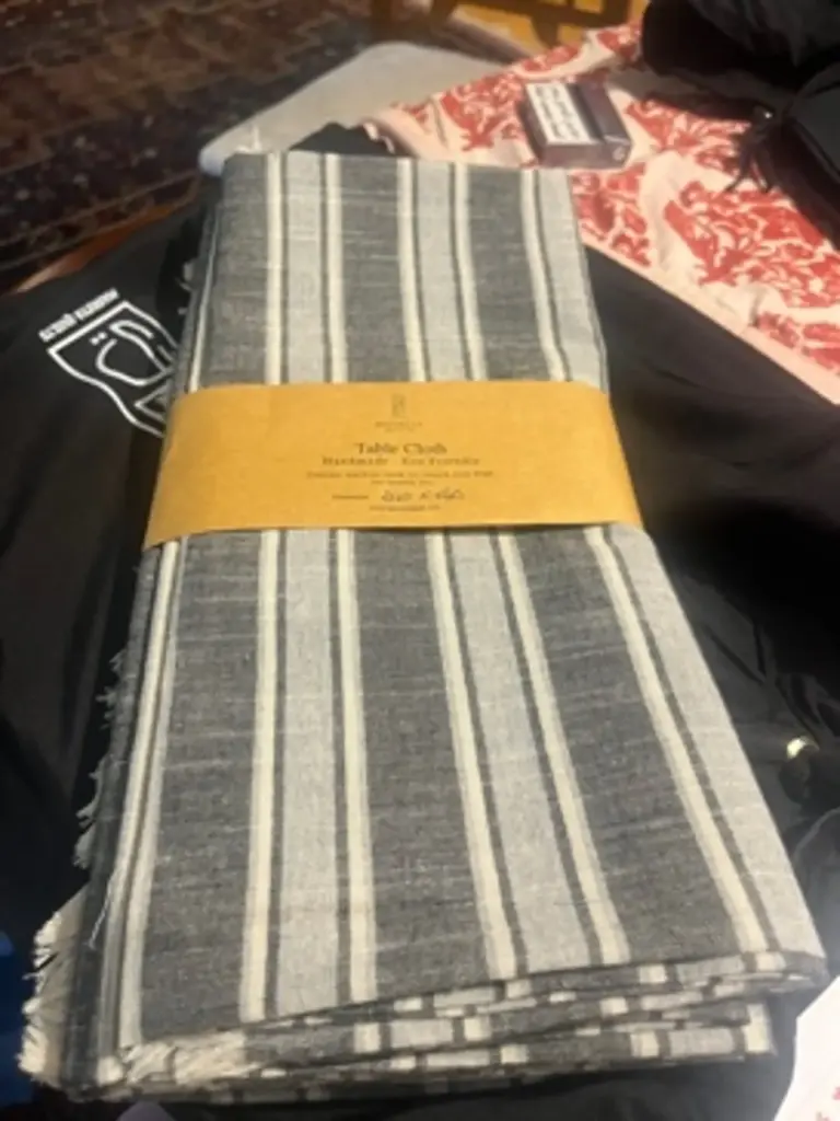 Table cloth cottage house striped/(HandTassels)