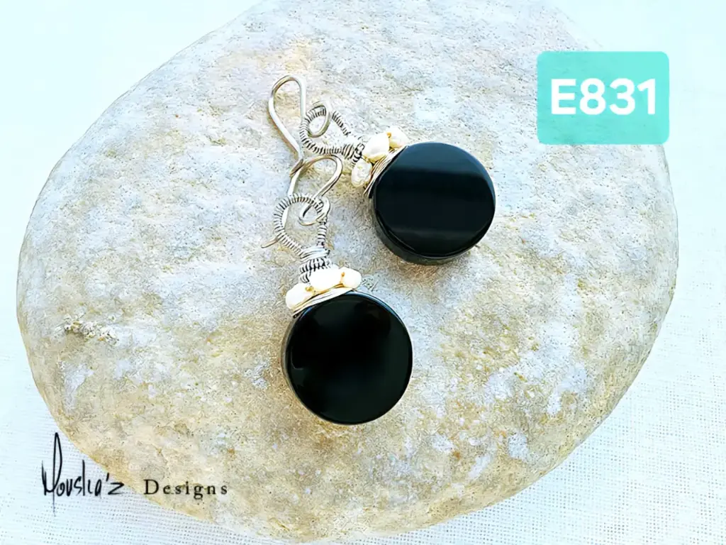 (E831) Onyx & Pearl Earrings