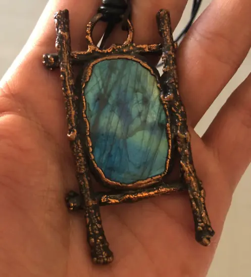 (GYN055) labradorite & natural twigs