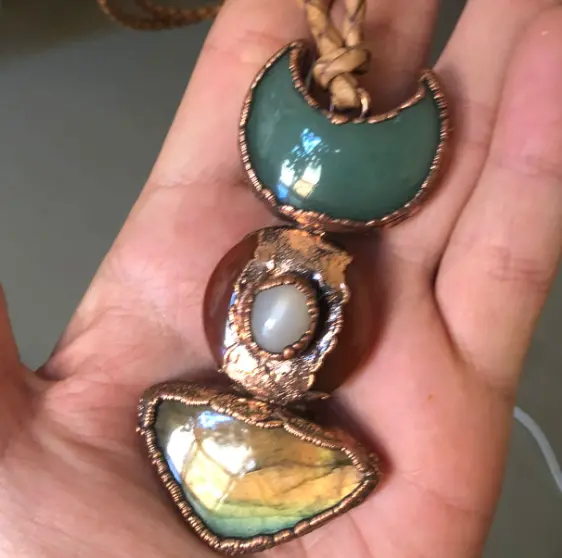 (GYN056) aventurine, agate, Labradorite & moonstone