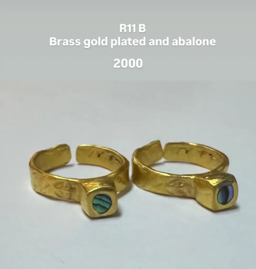 R11B Brass gold plated and abalone