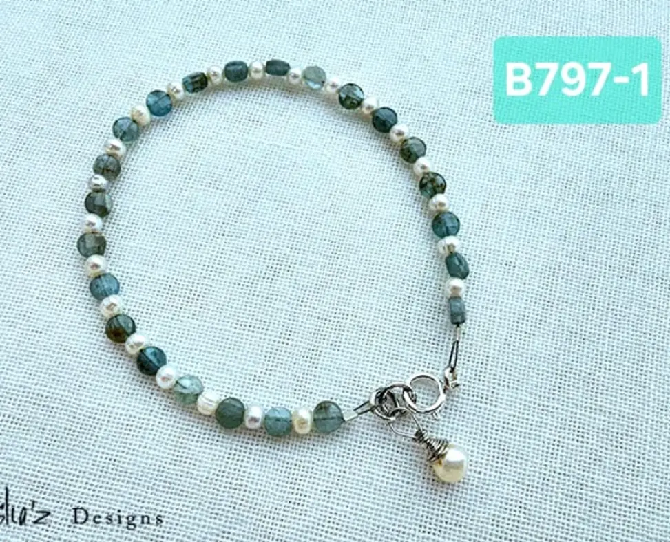 (B797-1) Pearl & Aquamarine Bracelet