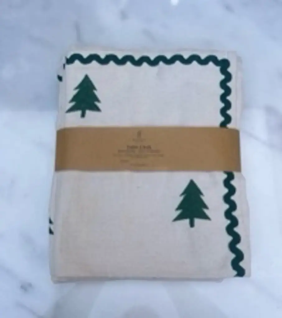 Xmas tree green zigzag cord  Tablecloth