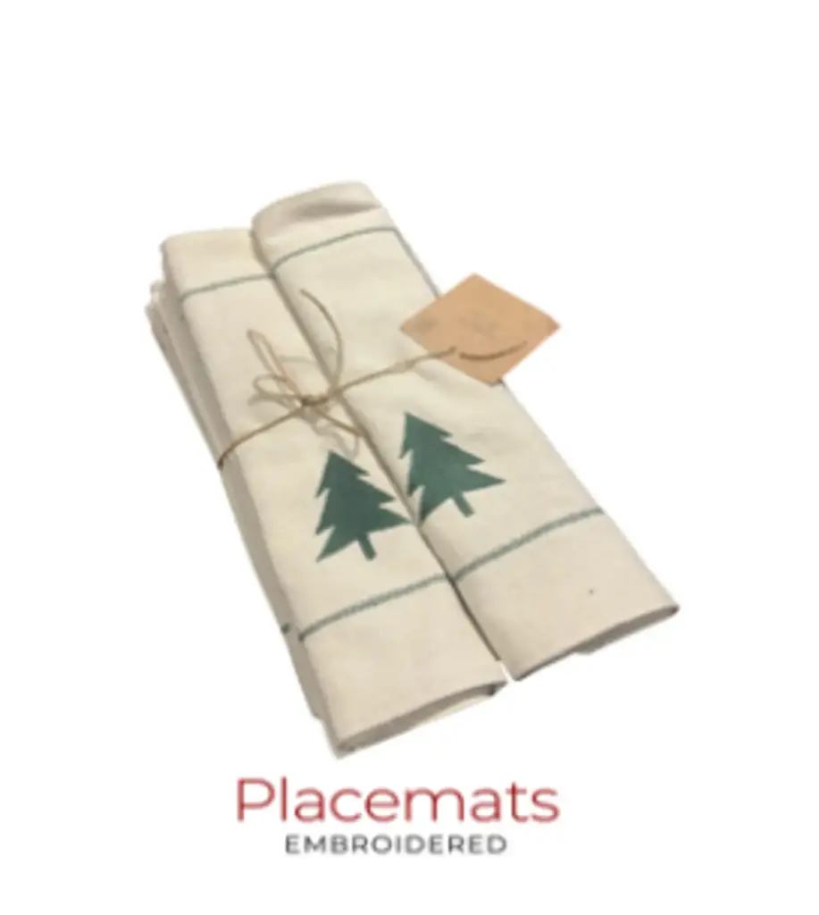 Xmas tree embroidered green  set of 8 (Placemats)