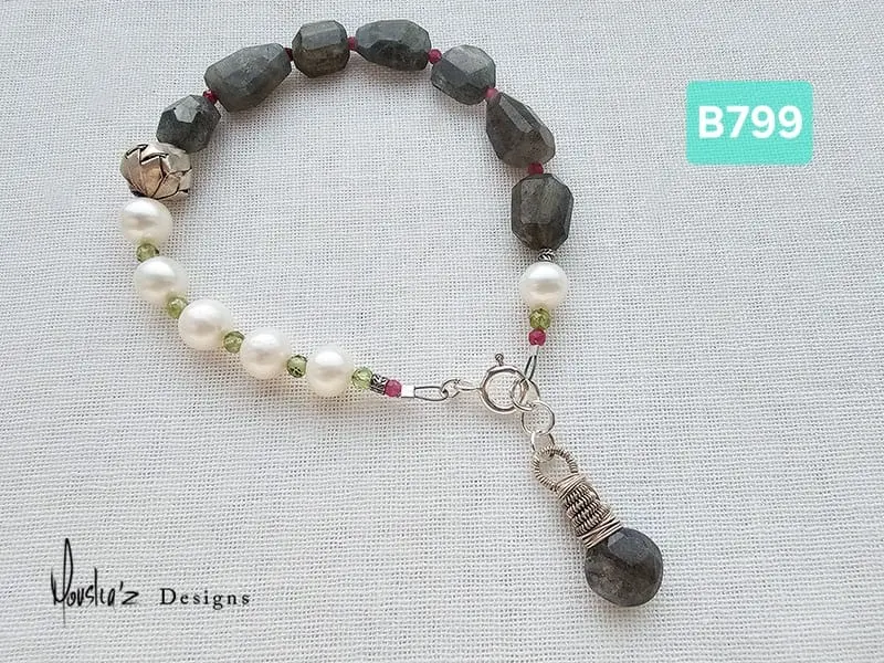 (B799) Pearl, fine Indian cut Labradorite, Ruby & Peridot bracelet