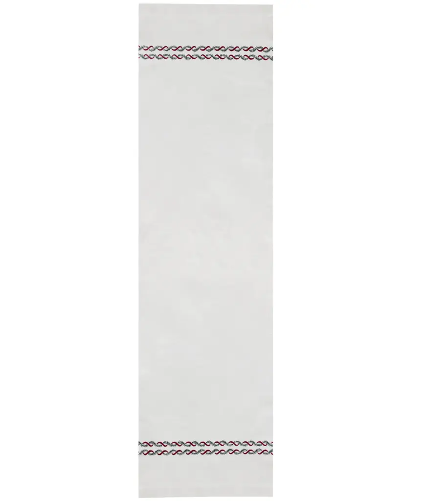 Christmas Garland Table Runner