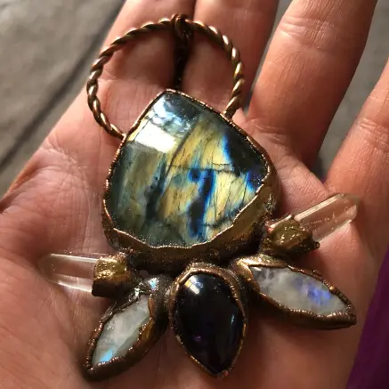 (GYN062) labradorite , amethyst, moonstone & clear quartz Necklace