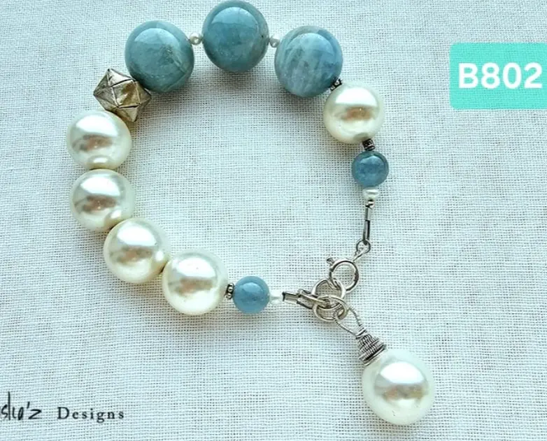 (B802) Aquamarine & White Spanish Majorca Pearl bracelet