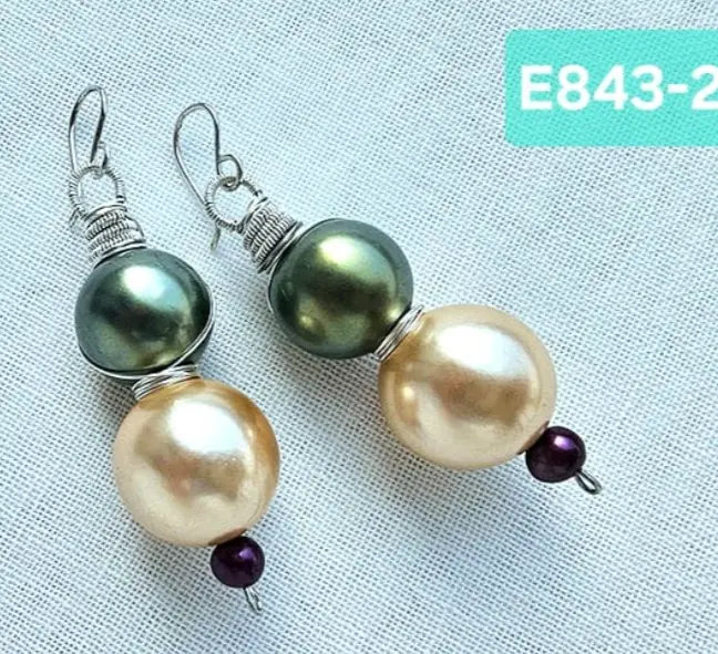 (E843-2) Spanish Majorca Pearl earrings