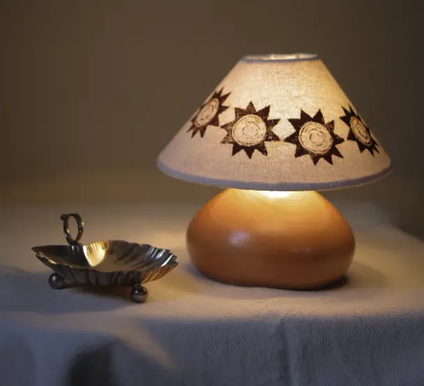 Cherry Hour Wood Mini Lamp