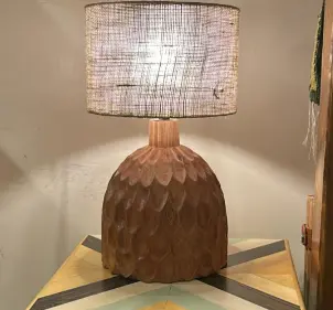 Alkemia-Oyma Tabletop Lamp 