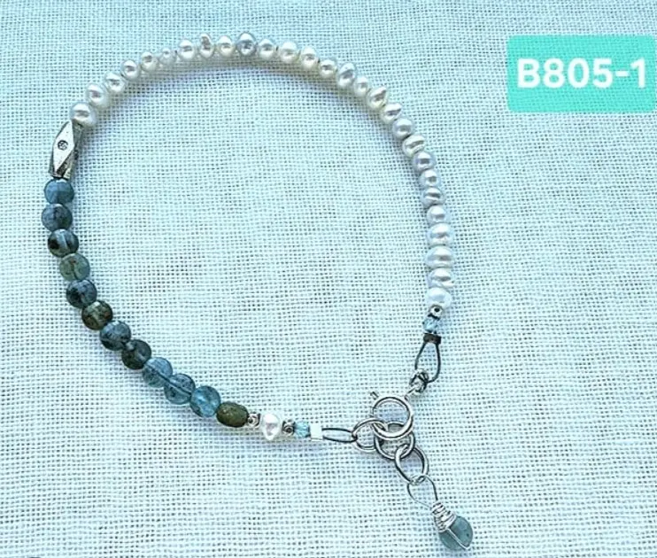 (B805-1) White Pearl with fine grade Aquamarine & tribal Handmade silver Bracelet