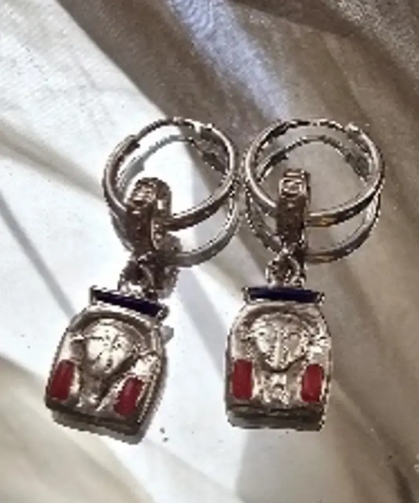 Hothor colored in hoop earring  