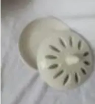 Herfa Flat Incense Holder (White) (Ramadan)