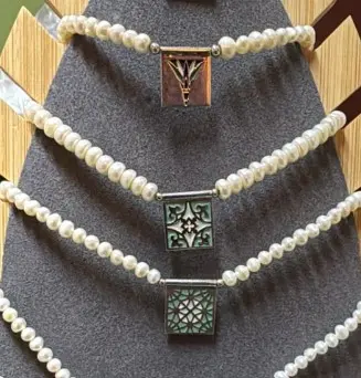 Pearls Necklace SQ (Pearls SQ)