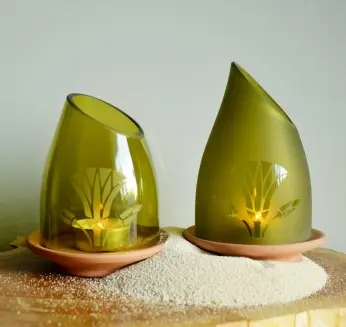 Lanterns Sided logo Olive