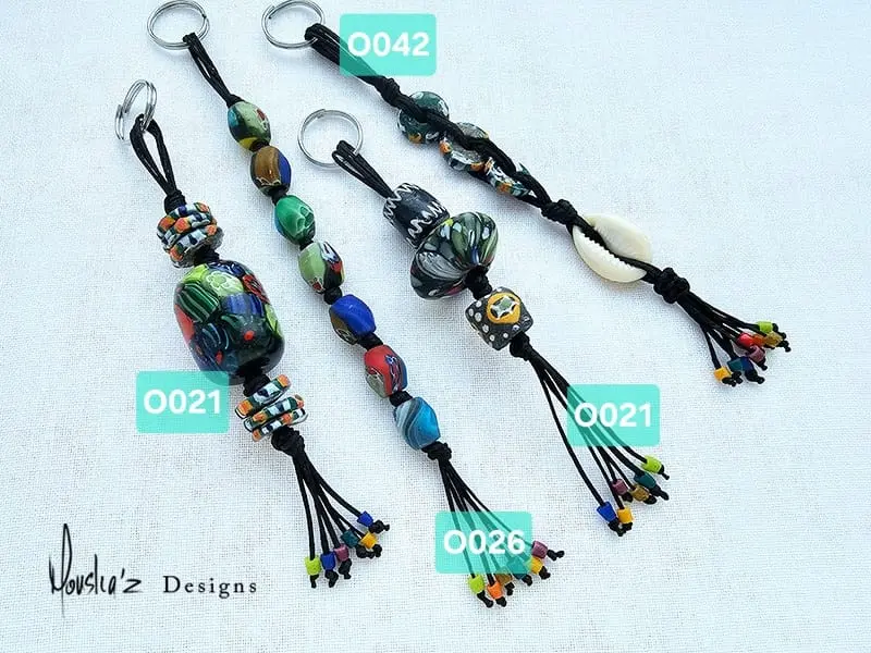 (O042) African Beads & Cowrie shell key chain. ( Material: Handmade Glass. handle with care)