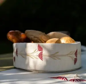 Eternal Linen Breadbasket