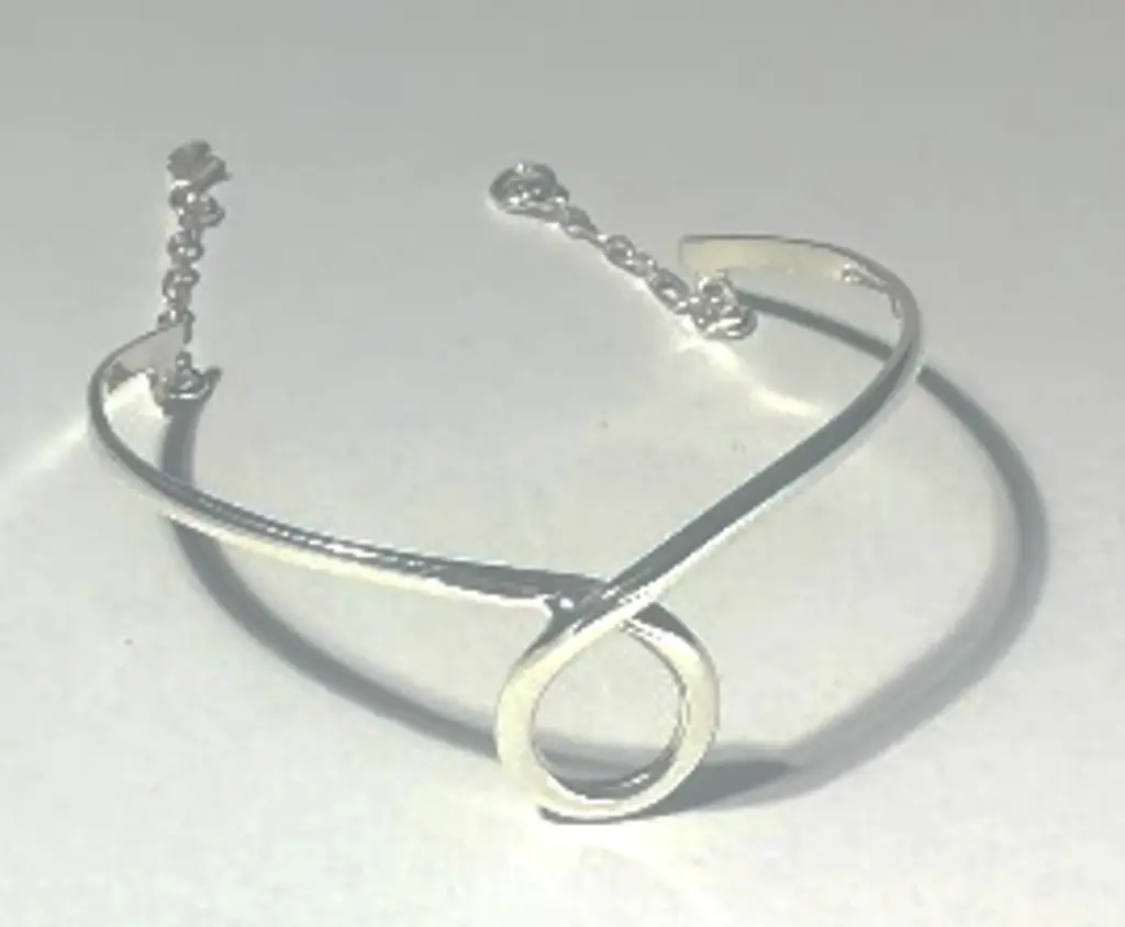 (Minimalist Collection) revolve bangle