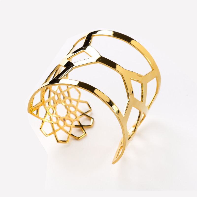 Gulshani Evolving Star Bracelet