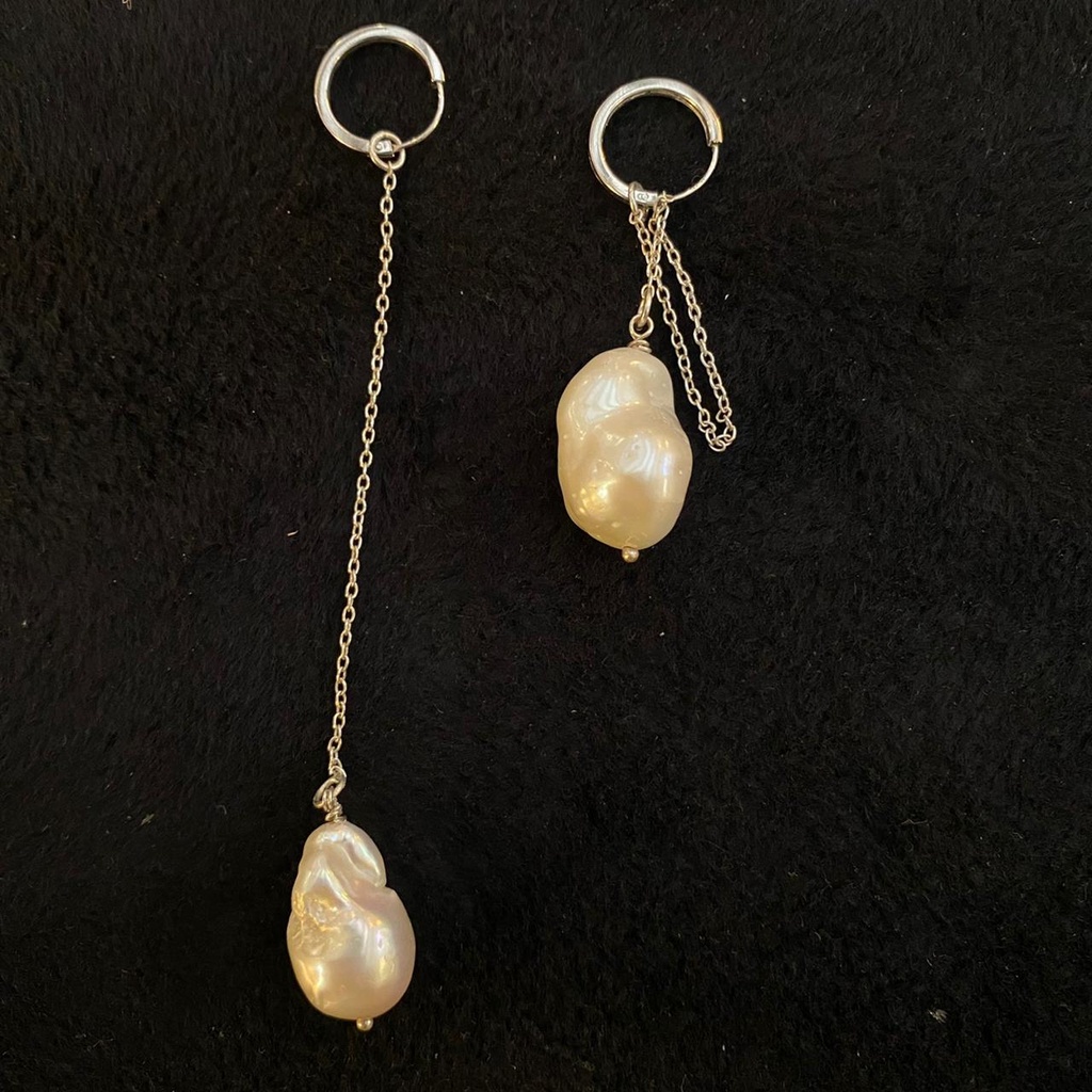 Drop Baroque Pearl Earrings