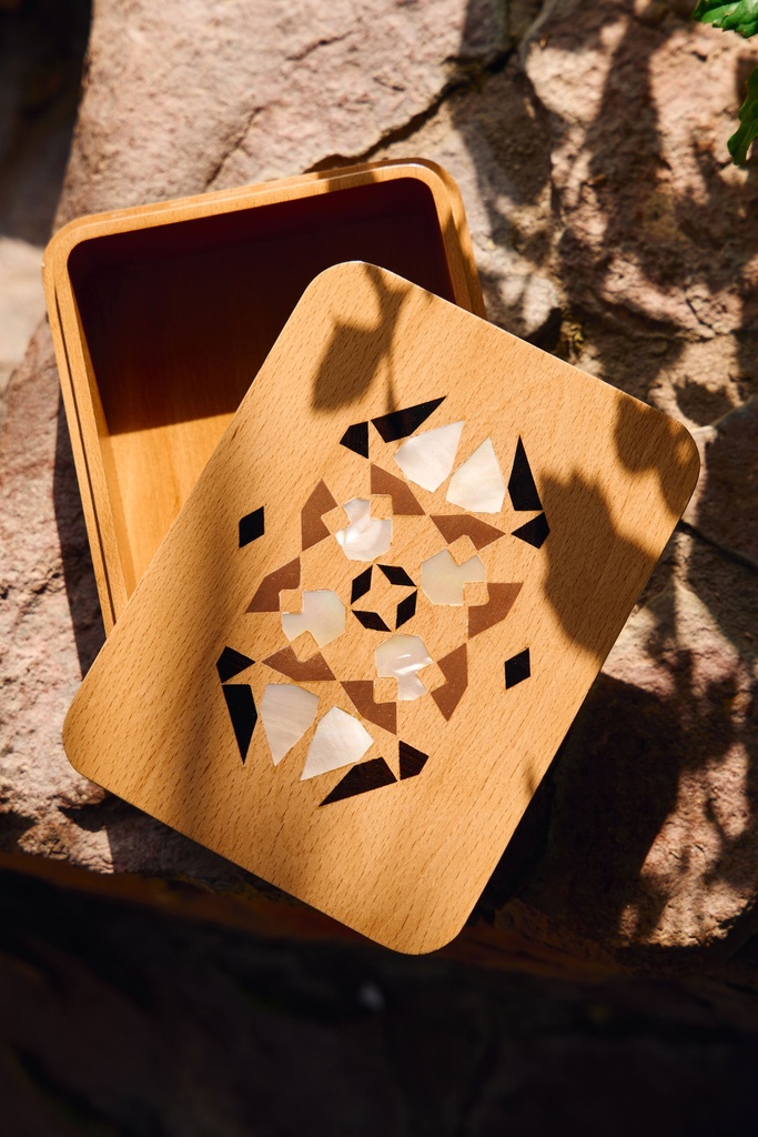 Qijmas Box 2