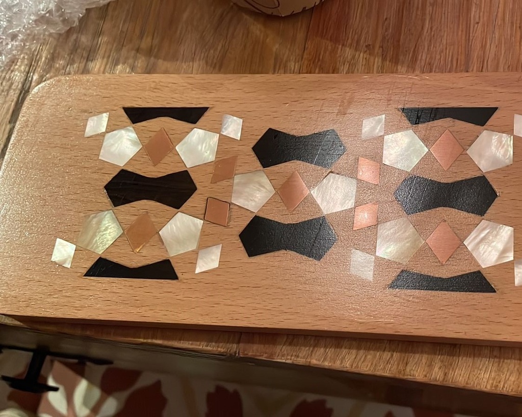 Qijmas Box 3