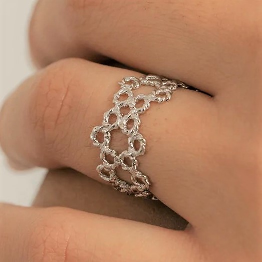 Dentellier Collection Handmade Sterling Silver Platinum Plated Band Ring Dentelle Work