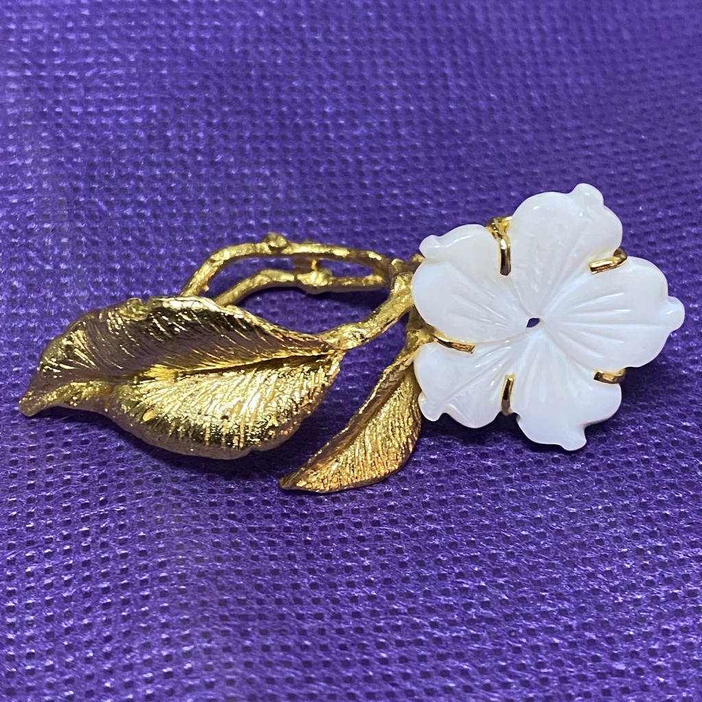 La Fleur Collection Handmade Sterling Silver Gold Plated Mother Of Pearls Flowers & Silver Leaves Ring