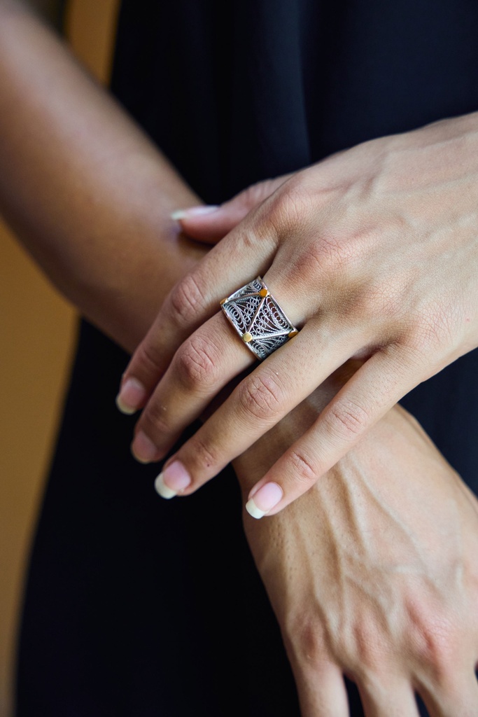 Triangles Filigree Ring