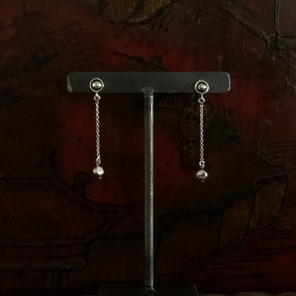 Hammered Lotus - Hammered Beads Chain Drop Earrings