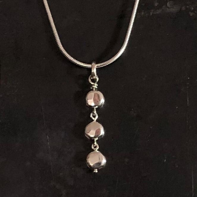 Link Hammered Beads (3 Beads) Pendant with  16 inch Chains