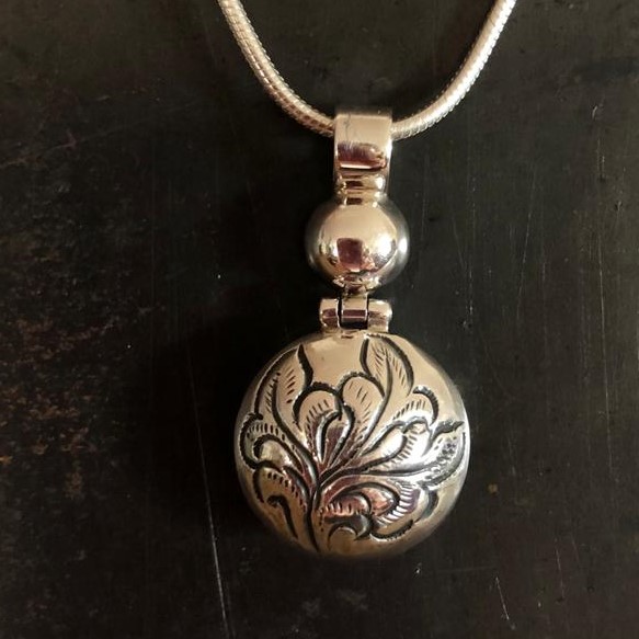 Carved Hinge Pendant with 16 inch Chains