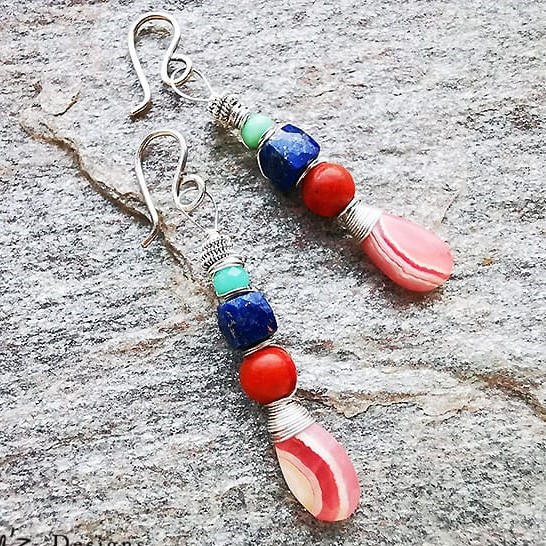 Rhodochrosite, Sponge coral, Lapis lazuli & Chrysopase.