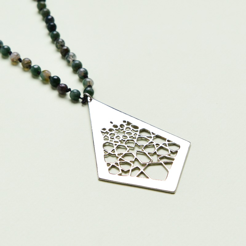 Kite Necklace With beads