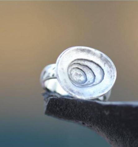 [JJE01012] Shell Ring