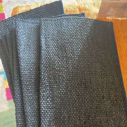 Woven Plastic Platemats