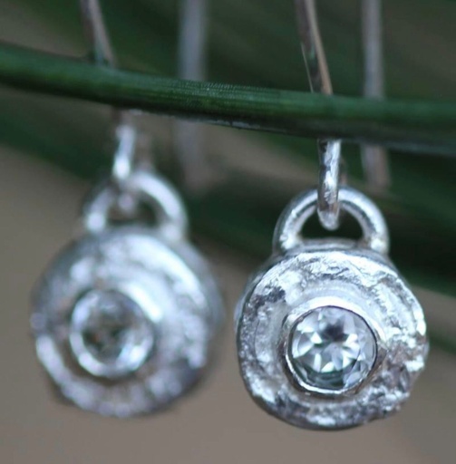 [JJE01081] Crystal Iceberg Dangly Earrings