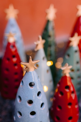 Pottery tree