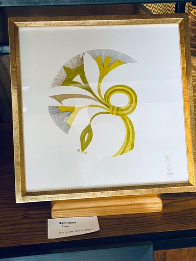 [IUC05002] Happiness Frame