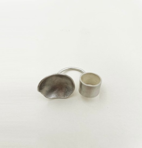 [FFA01083] Plate Tube Ring