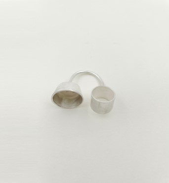 [FFA01084] Cup Tube Ring