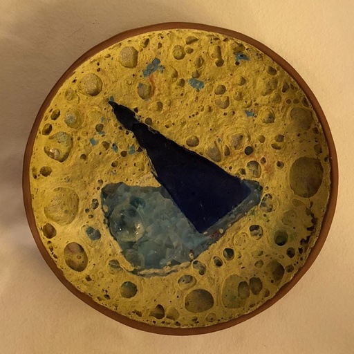 [DMA05003] Large Lava Plate 1