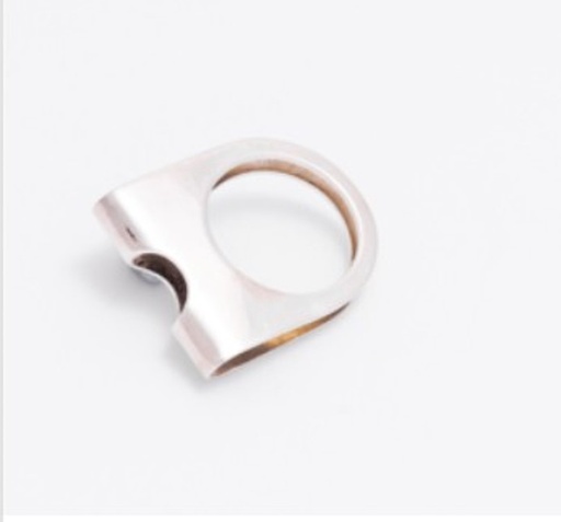 [FFA01015]  Open Circle Ring